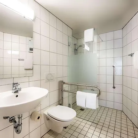 Otel Dusseldorf-hbf *