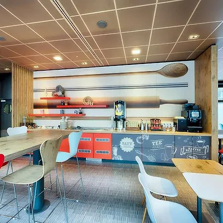 Dusseldorf-hbf Otel *