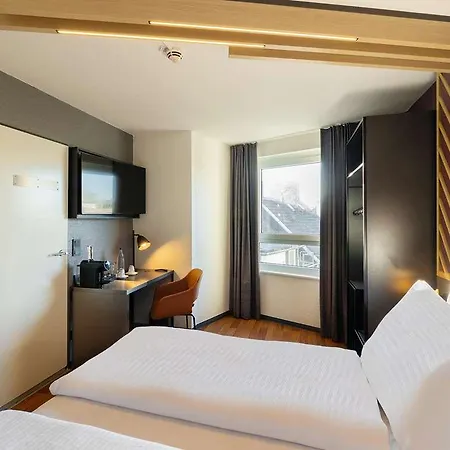 Hotel Dusseldorf-hbf Dusseldorf