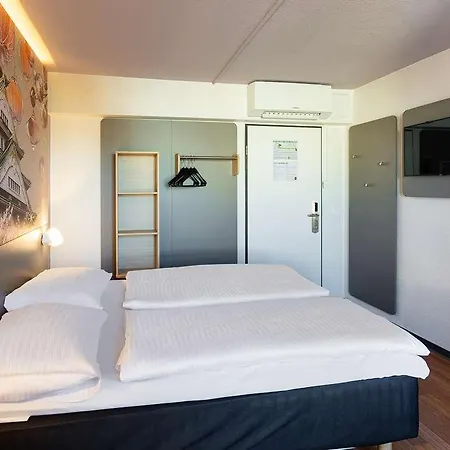 Dusseldorf-hbf Hotel