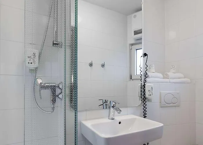 Dusseldorf-hbf * دوسلدورف