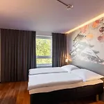 Dusseldorf-hbf Hotel *